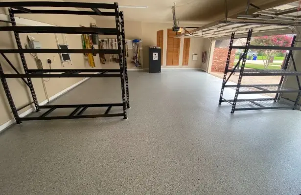 A picture showing the perfect consistency of an epoxy floor after completion